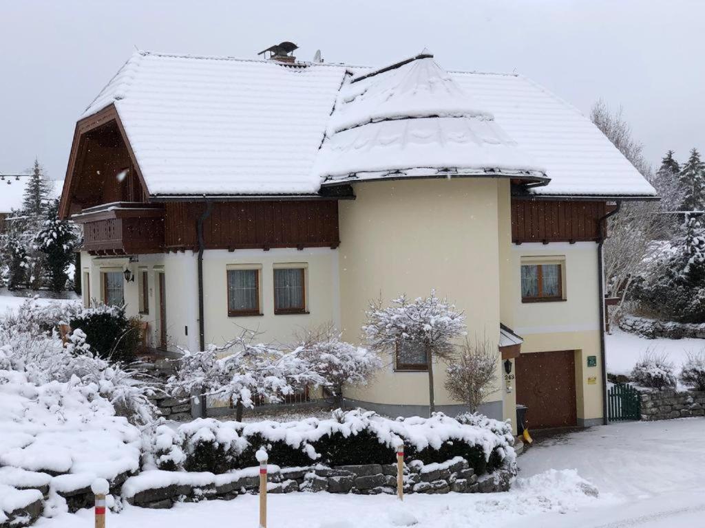 Ferienhaus Schaller Am Galsterberg プルークガーン エクステリア 写真